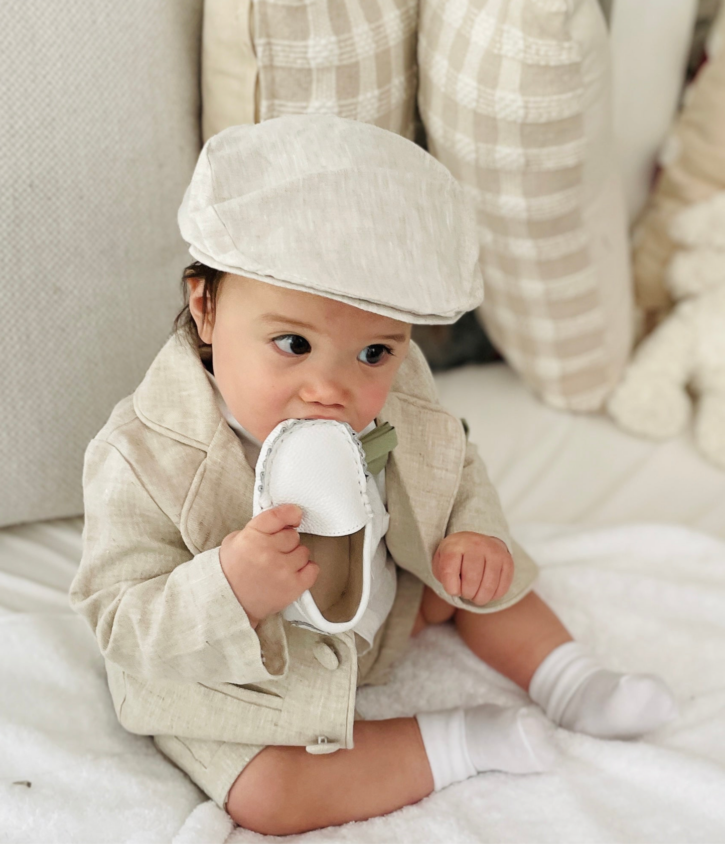 Beige linen flat cap beret