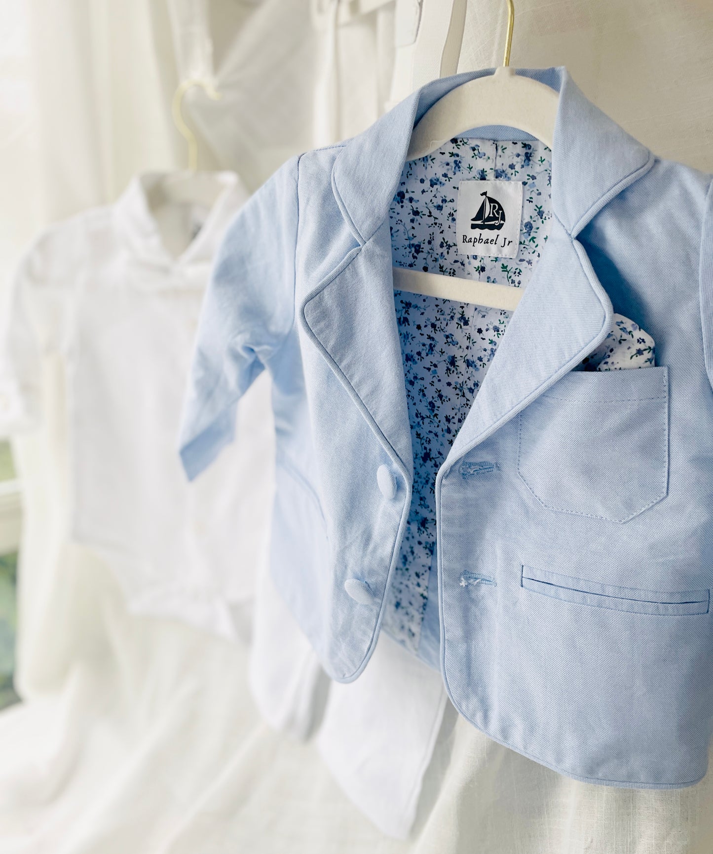 Baby and toddler boys pale blue chambray and and white linen full suit