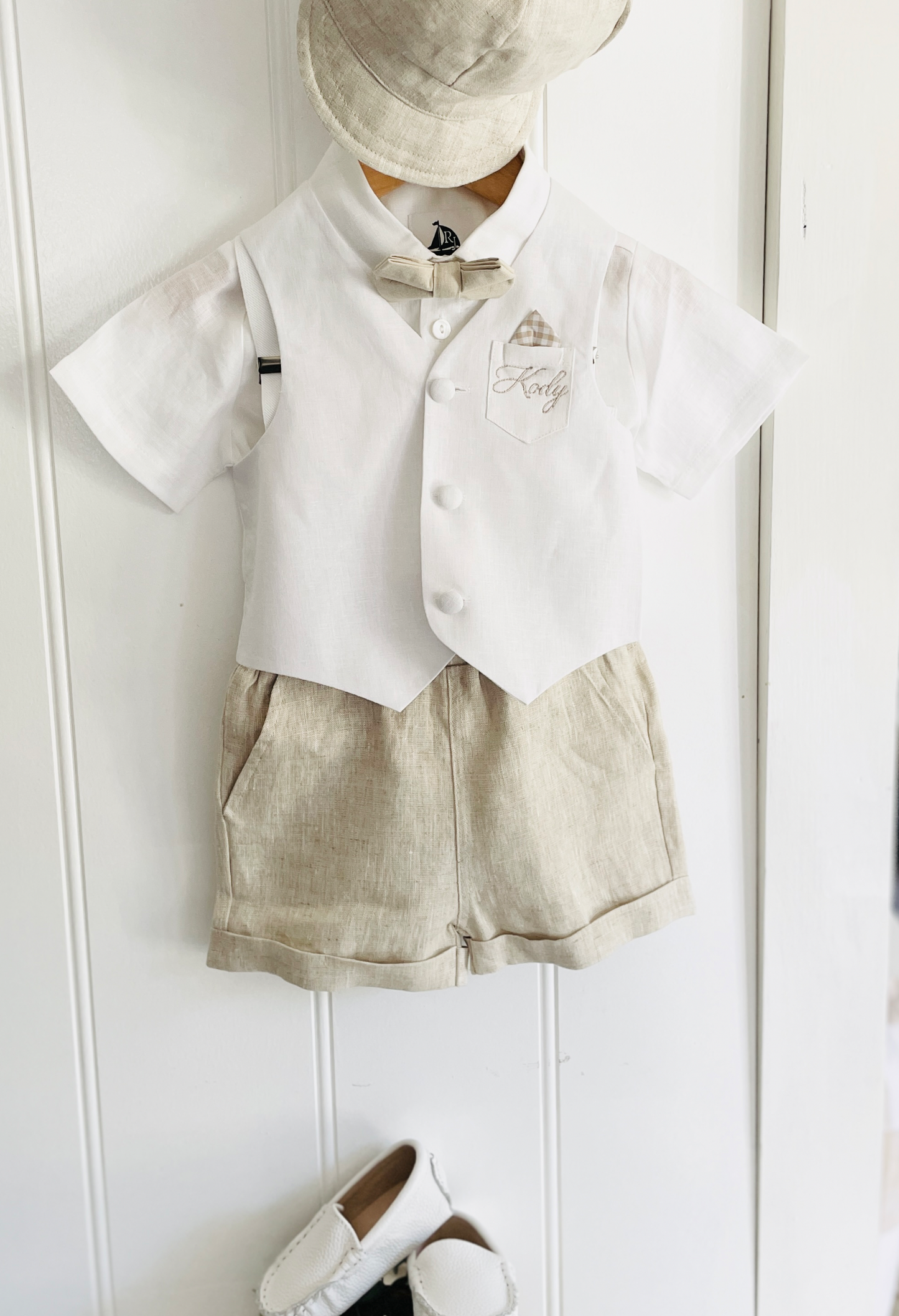 White Leather moccasins loafers boat shoes