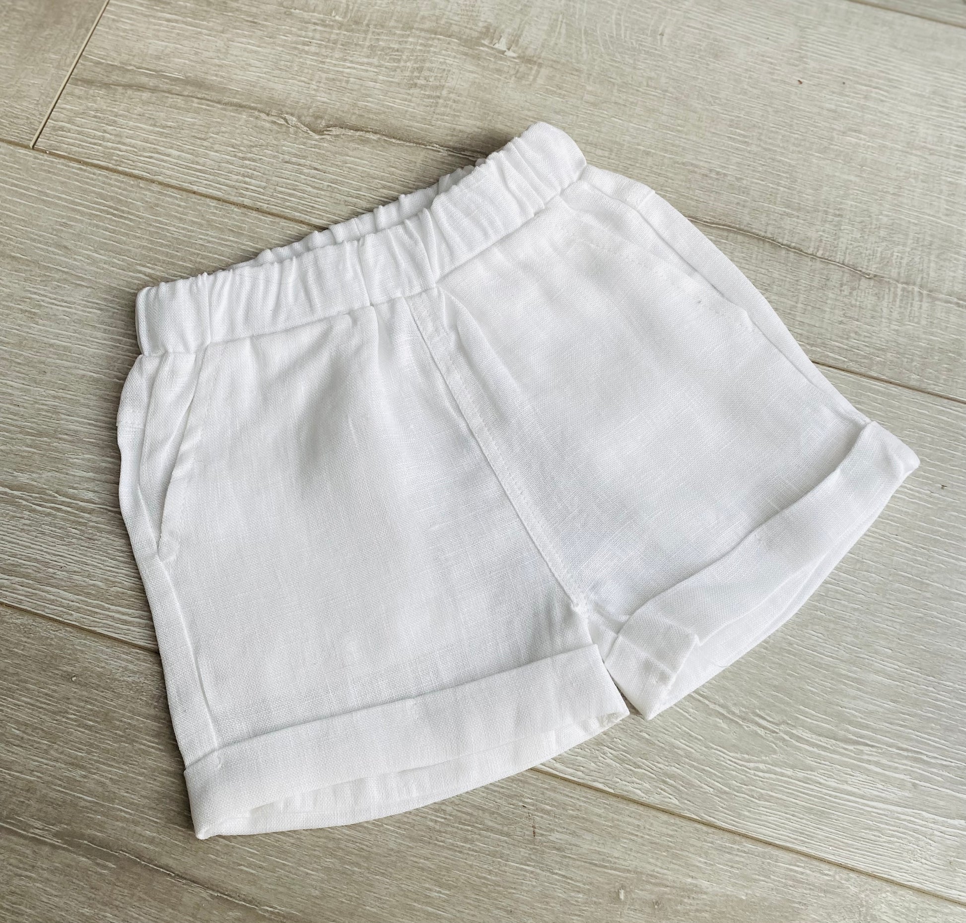 white linen shorts