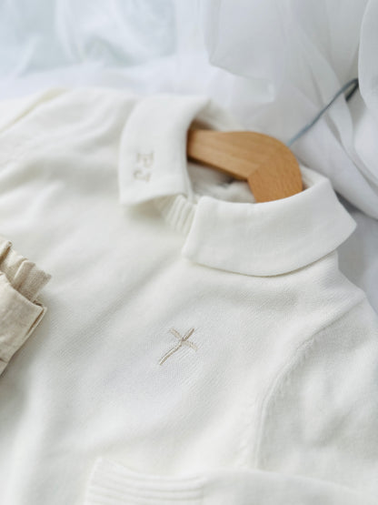 White cotton sweater with optional embroidery
