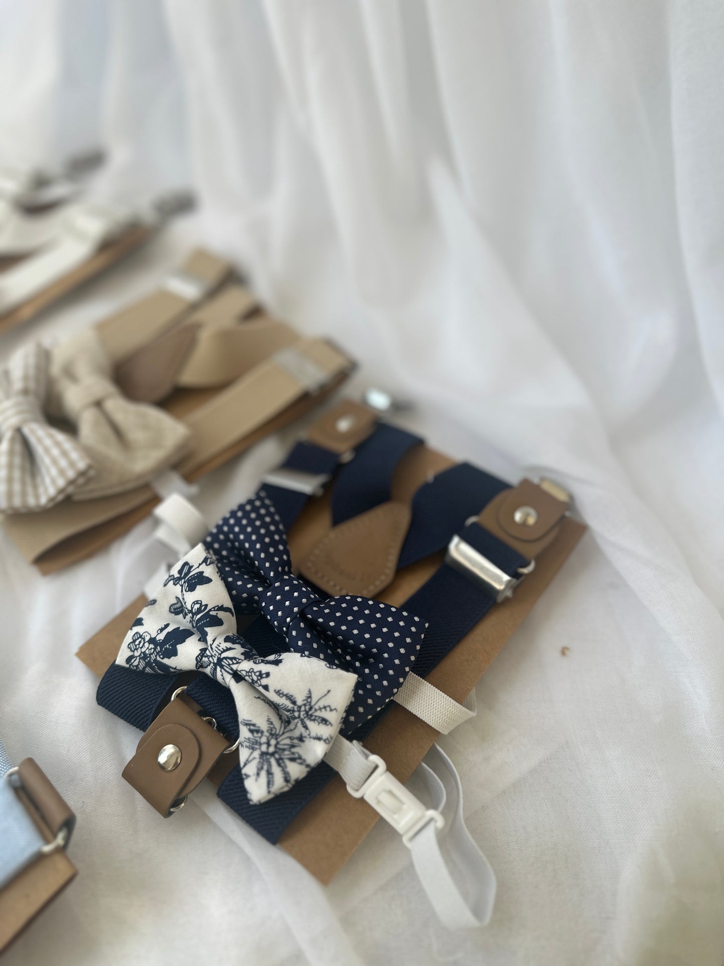 Baby and toddler bow ties and suspenders set