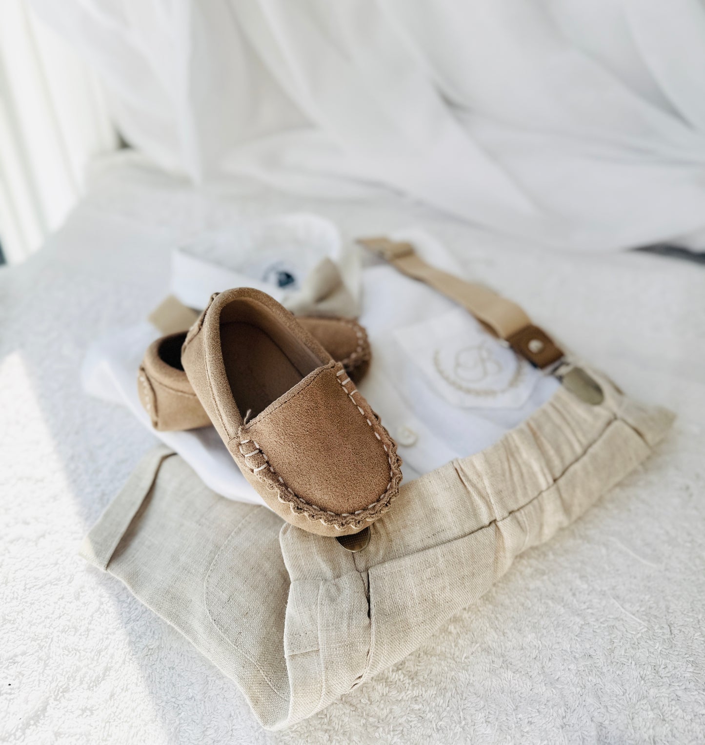 Beige Linen Summer Suit with navy blue accessories