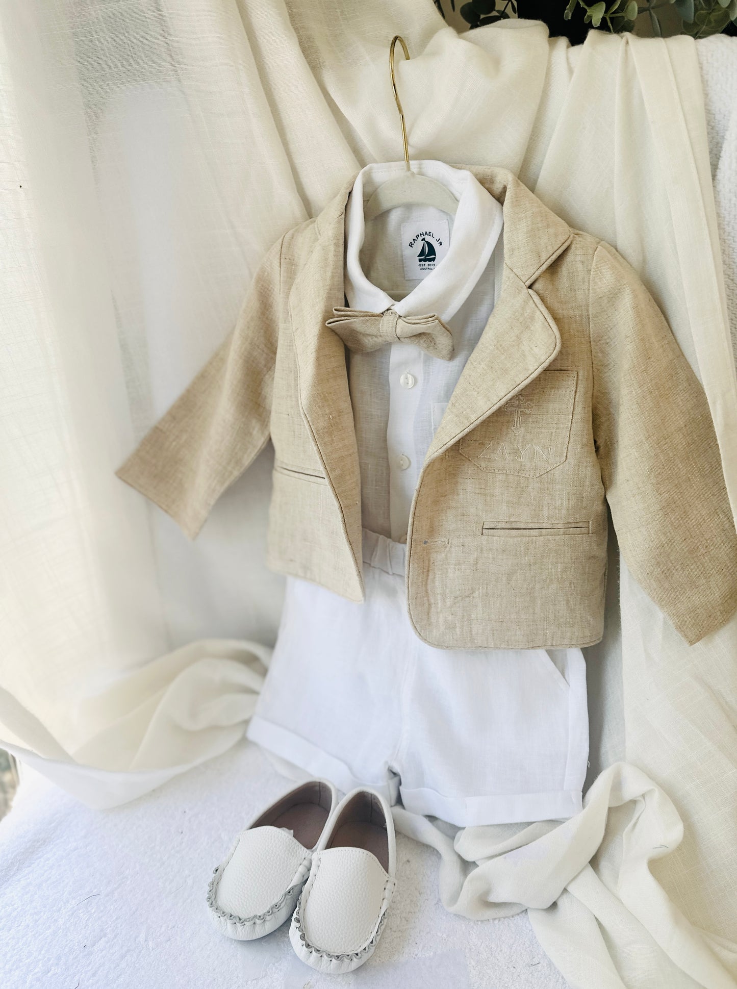 White and beige linen Baptism and Wedding Outfit with vest, shirt, shorts, suspenders and bow tie