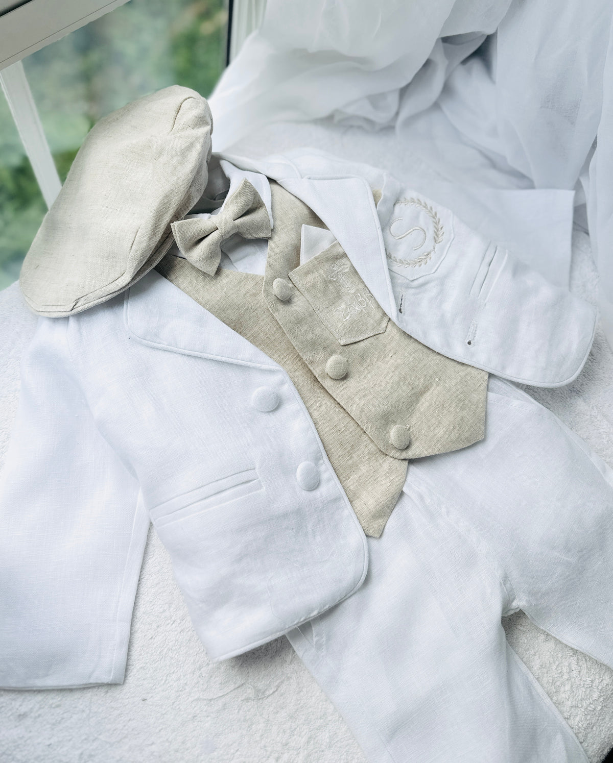 White suit with and Beige vest set