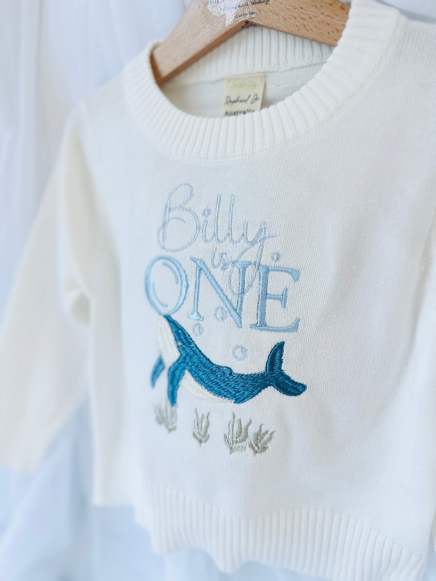 White cotton sweater with optional embroidery