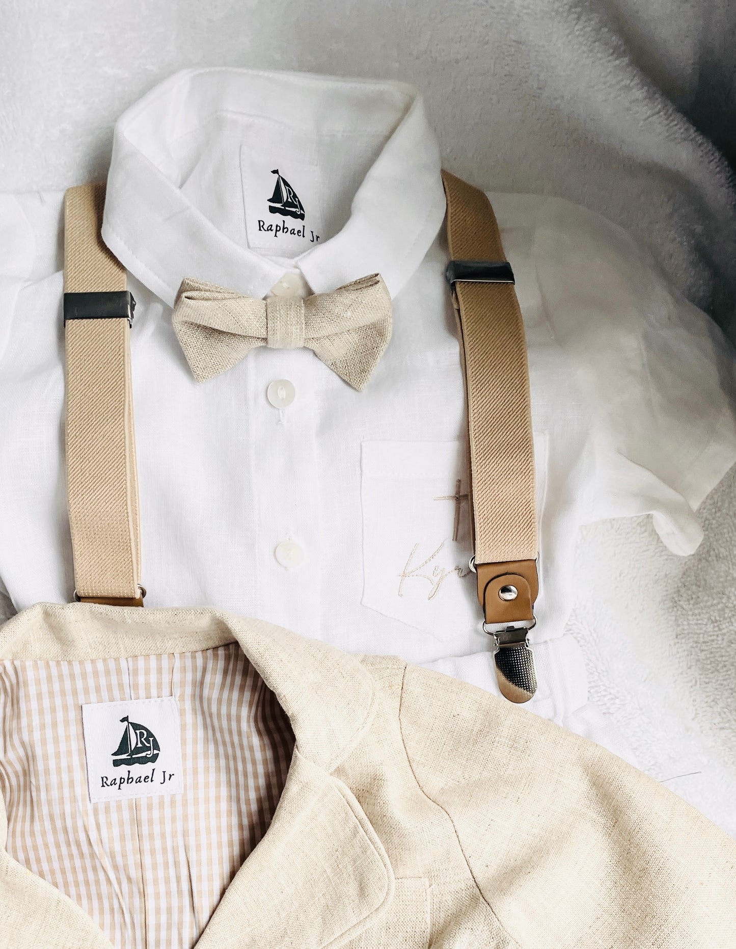 Beige linen suit with optional jacket, cap and shoes.