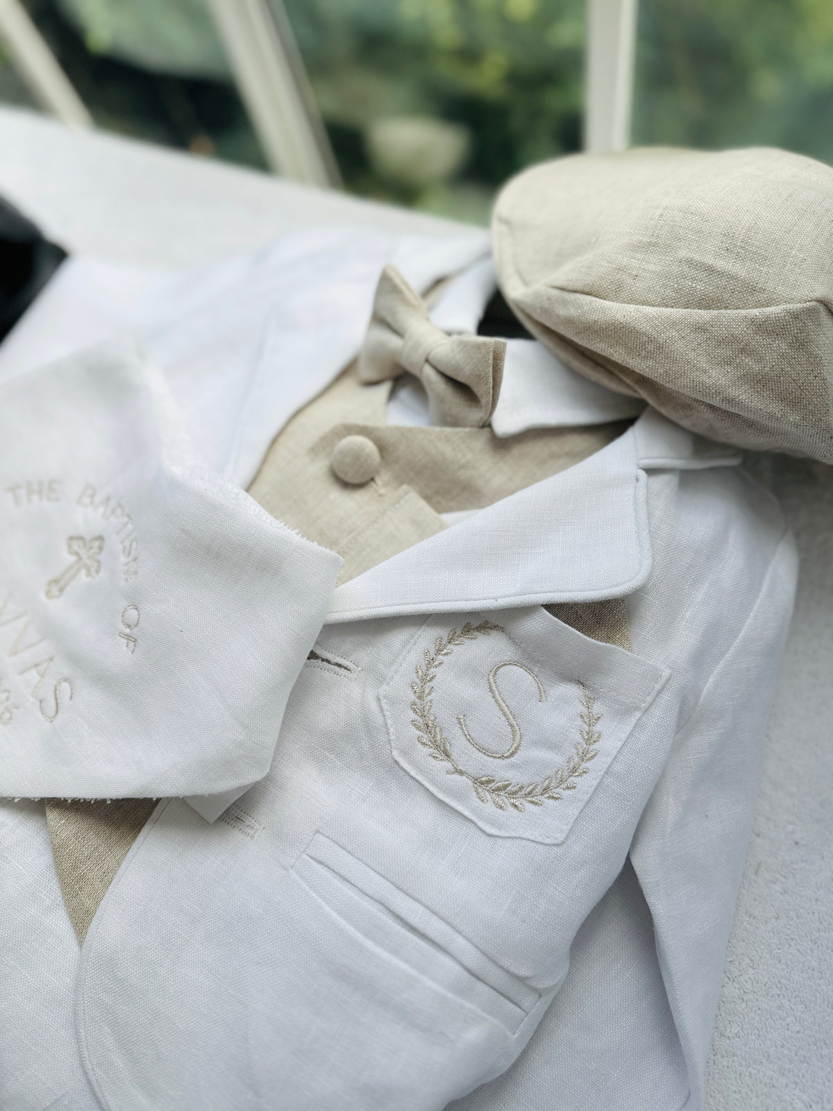 White suit with and Beige vest set
