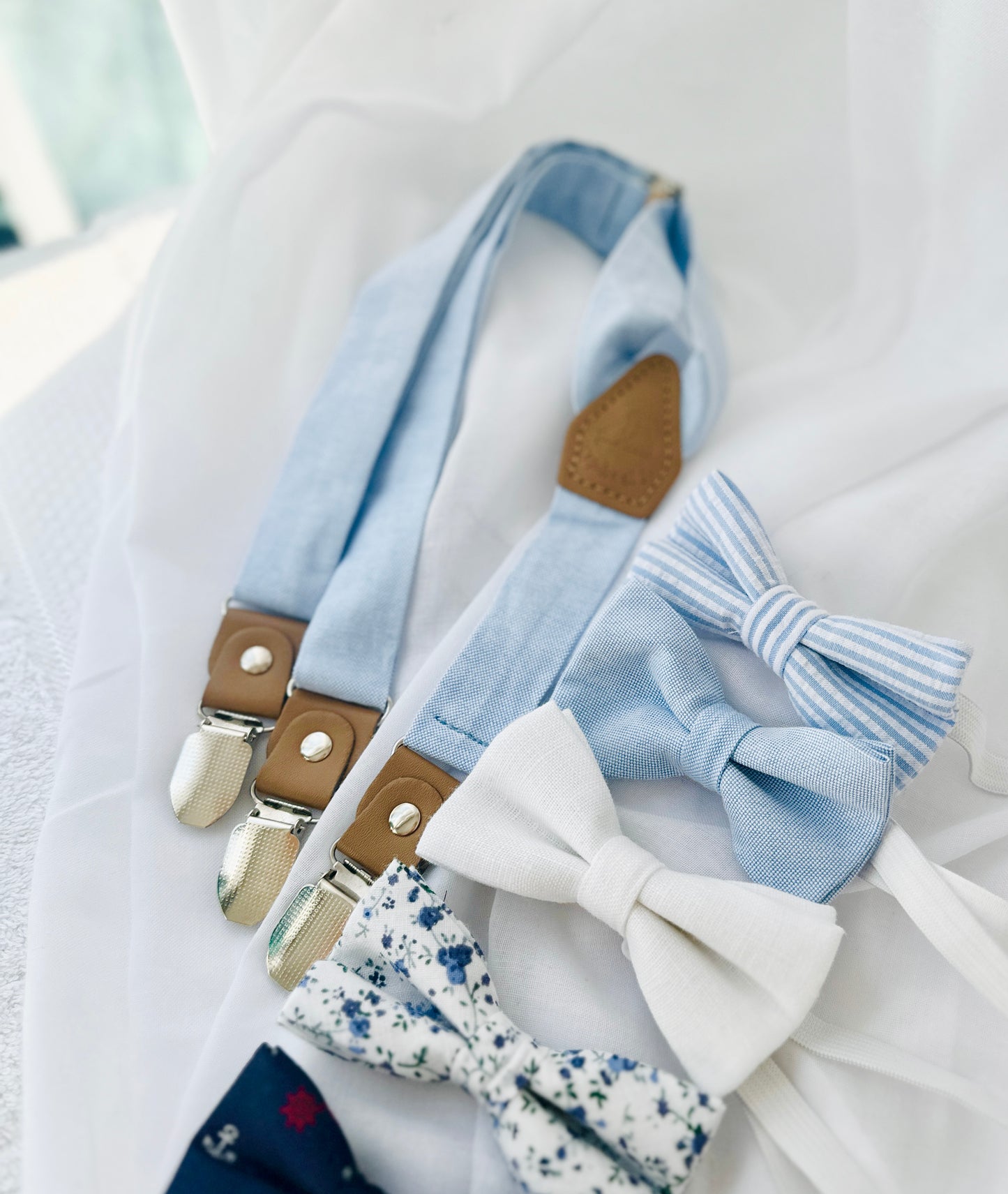 Baby and toddler bow ties and suspenders set