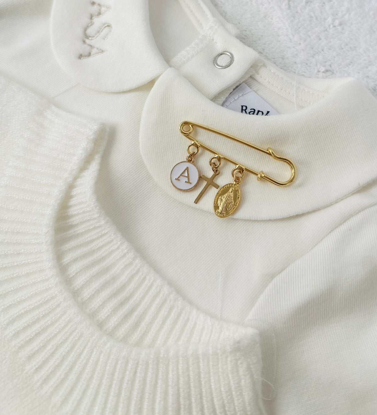 Gold or Silver coloured Baby Baptism keepsake Brooch