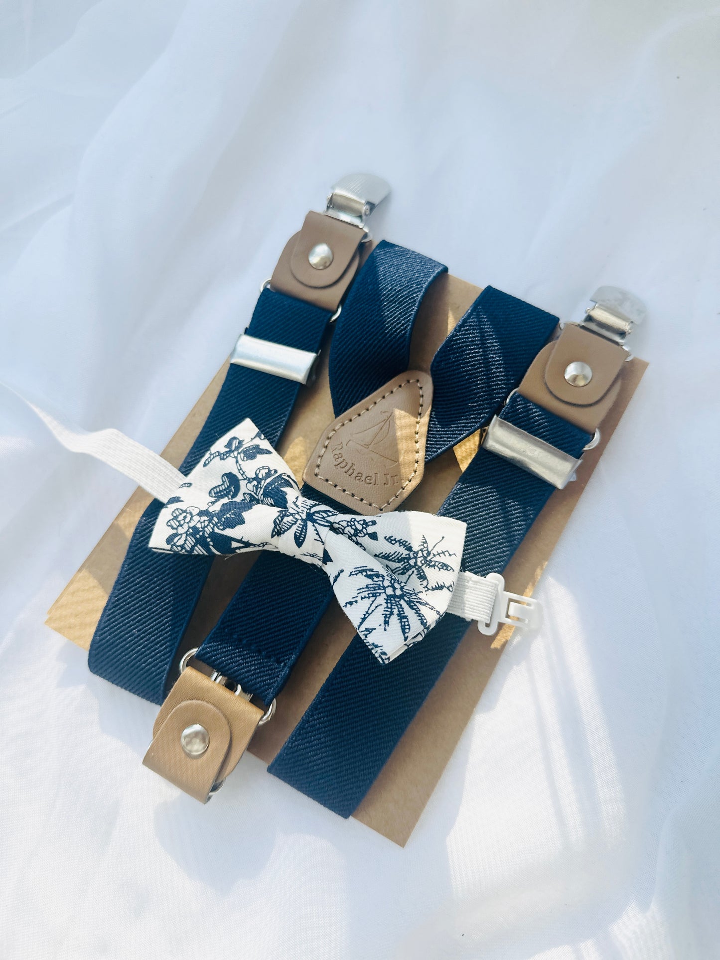Baby and toddler bow ties and suspenders set