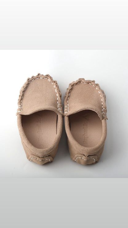 Beige tan suede Leather moccasins loafers boat shoes