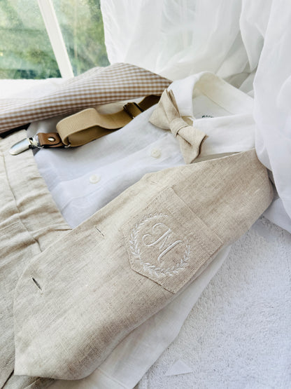 White suit with and Beige vest set