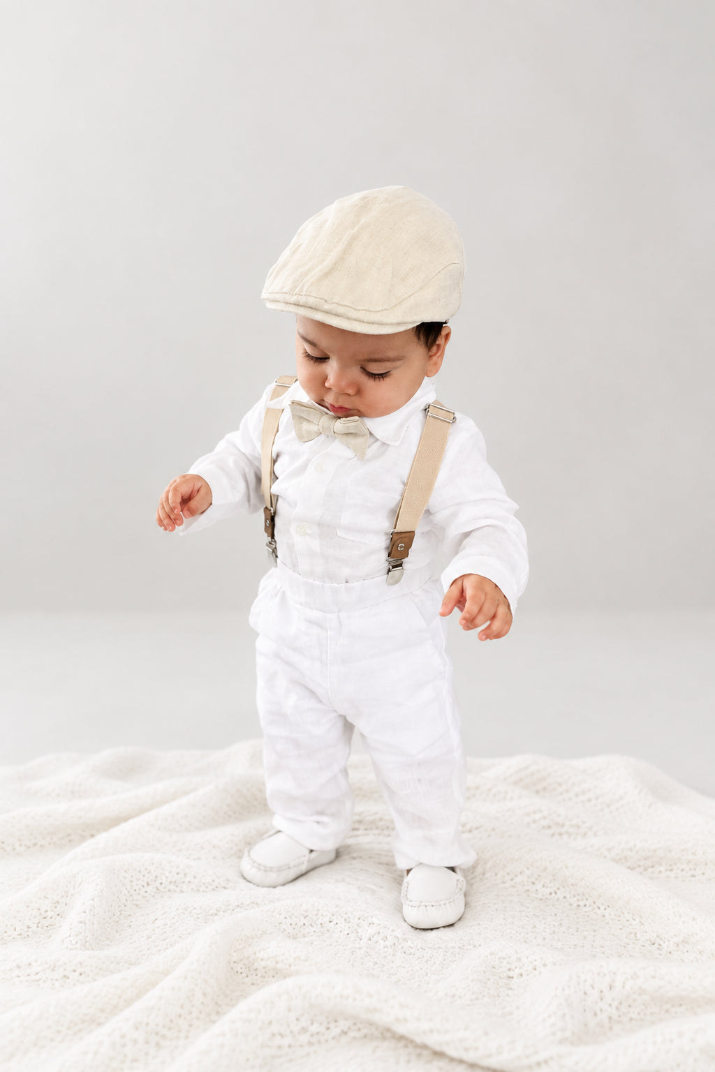 White suit with and Beige vest set
