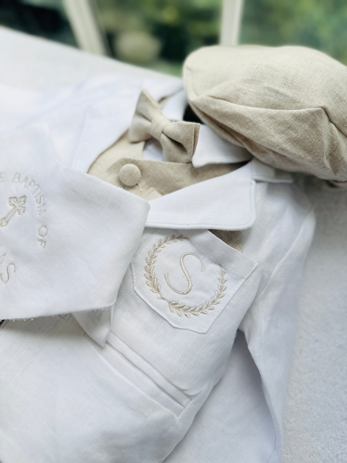 White suit with and Beige vest set