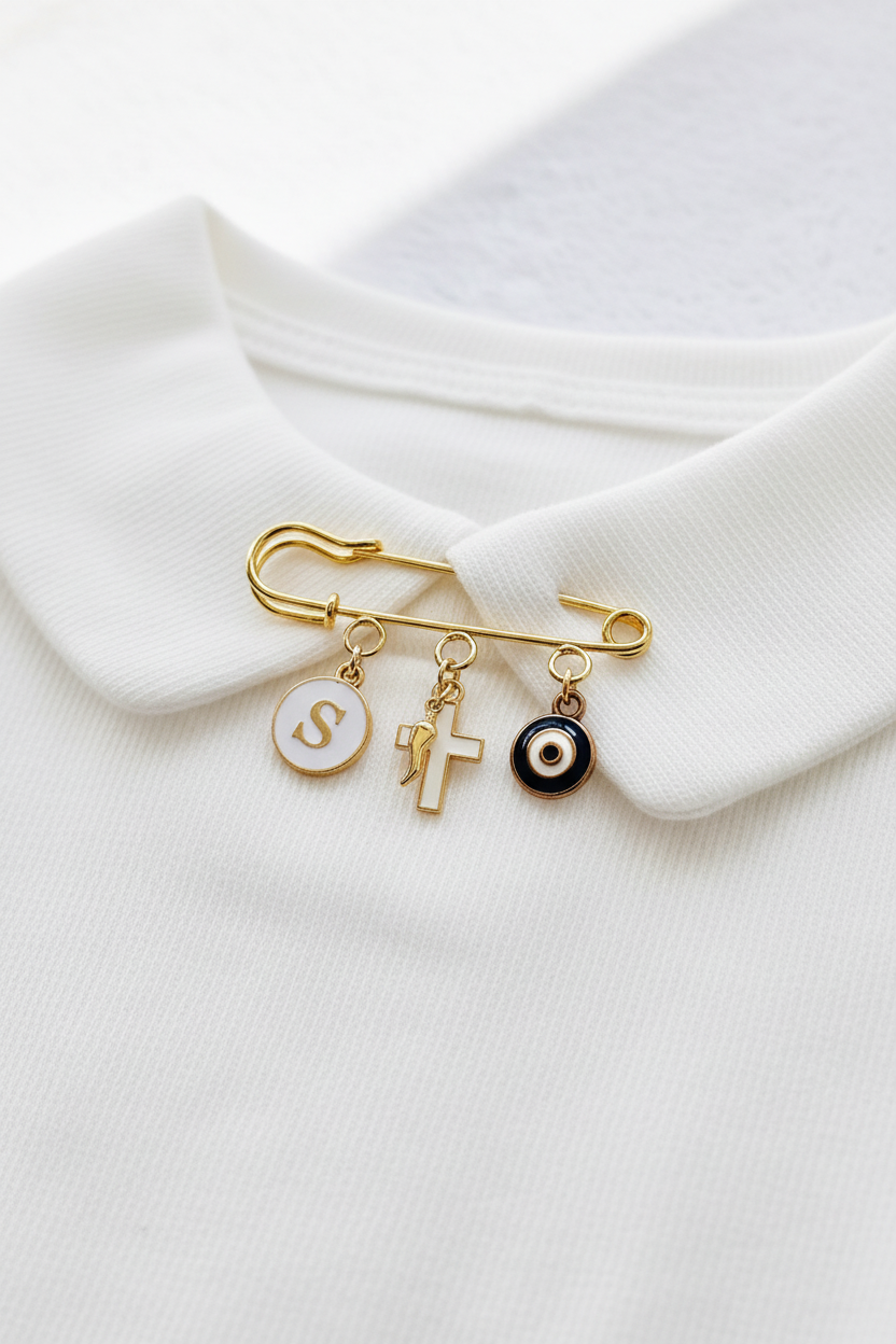 Gold or Silver coloured Baby Baptism keepsake Brooch