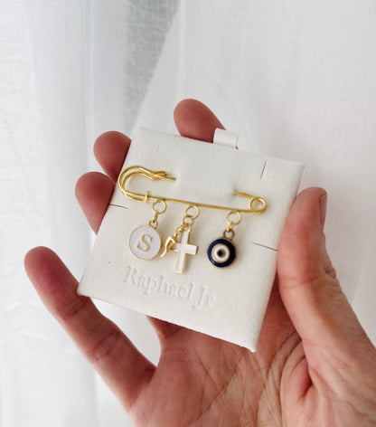 Gold or Silver coloured Baby Baptism keepsake Brooch