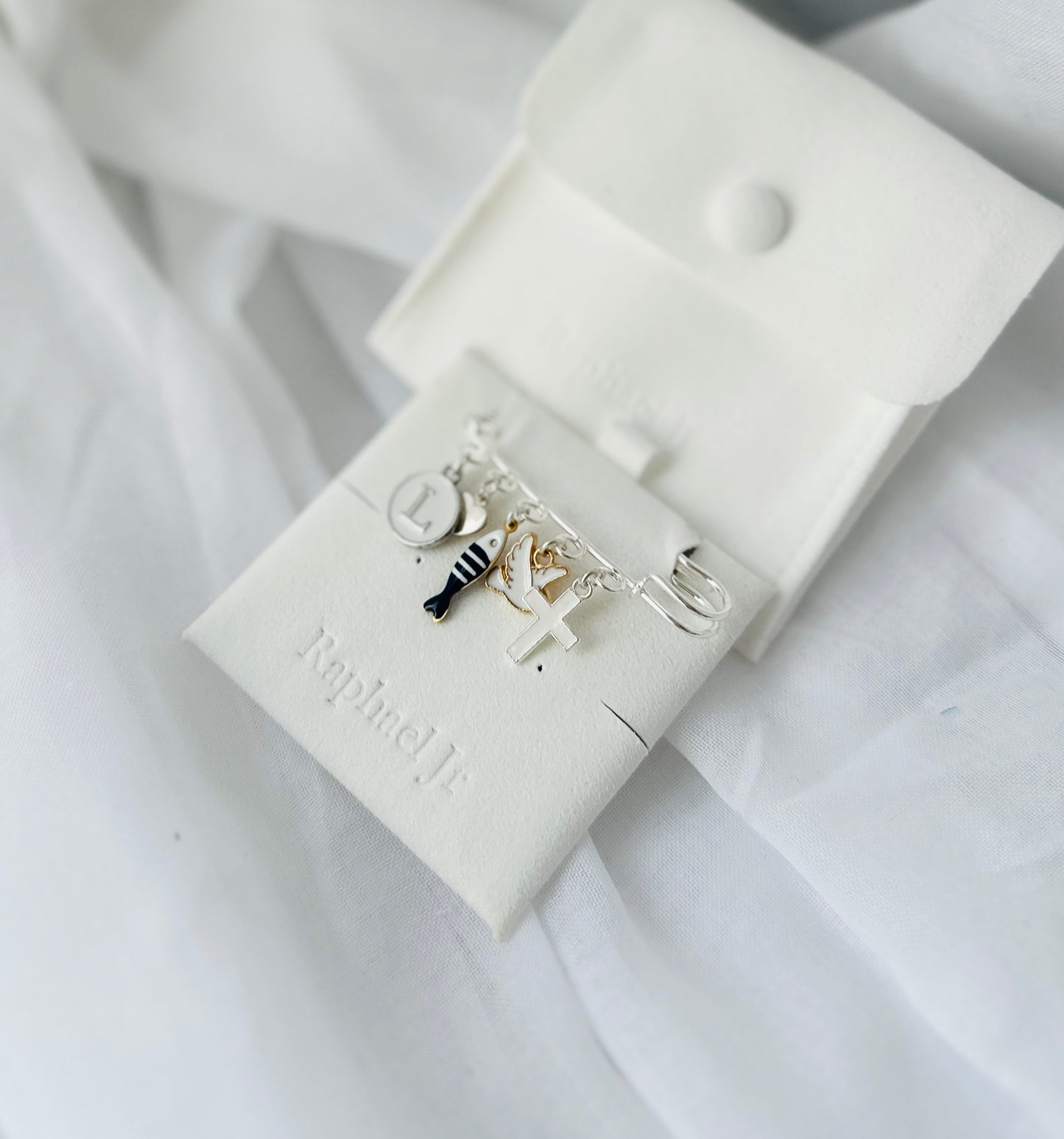 Baby Baptism keepsake Pin silver plated Brooch