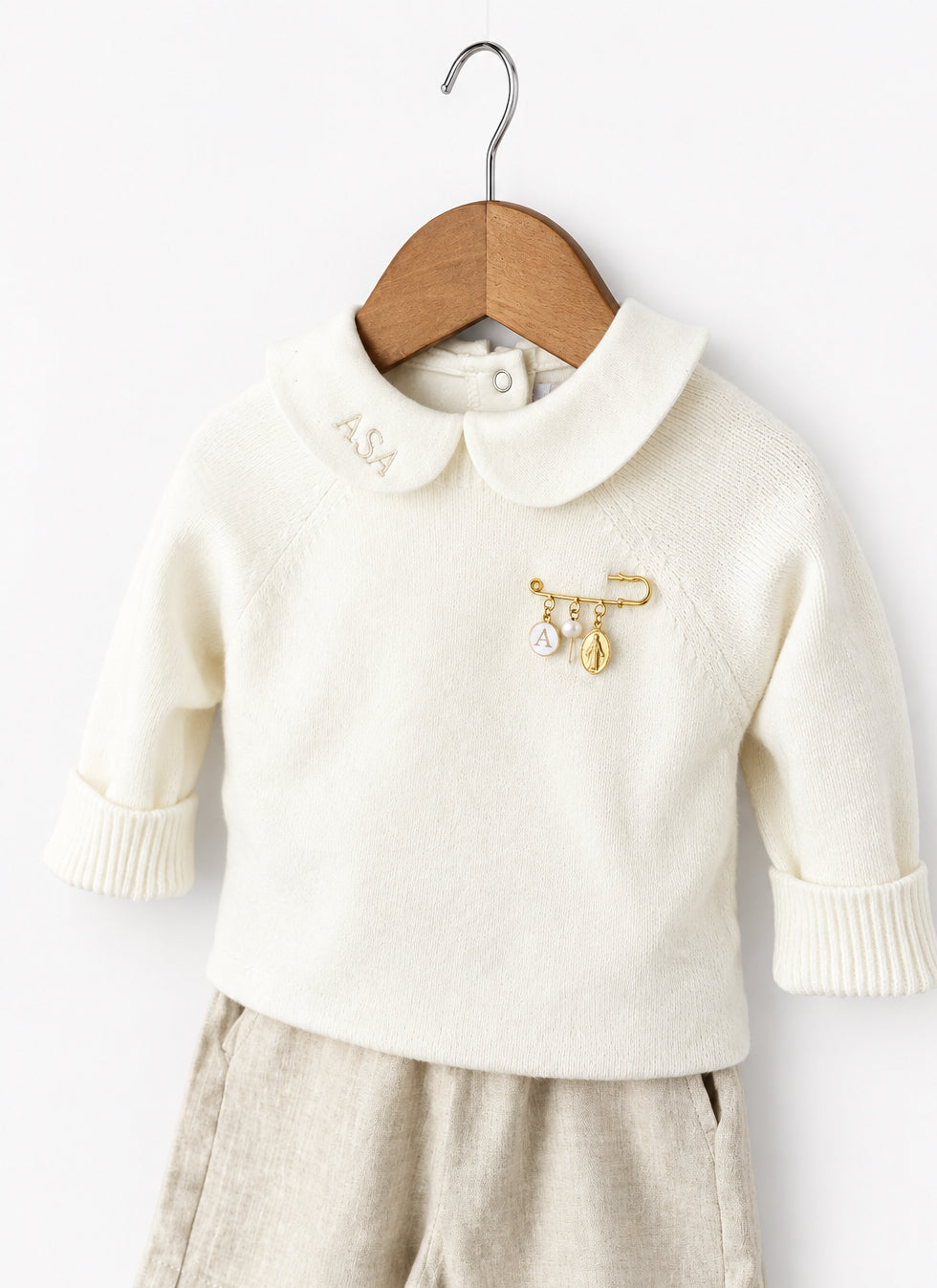 White cotton sweater with optional embroidery