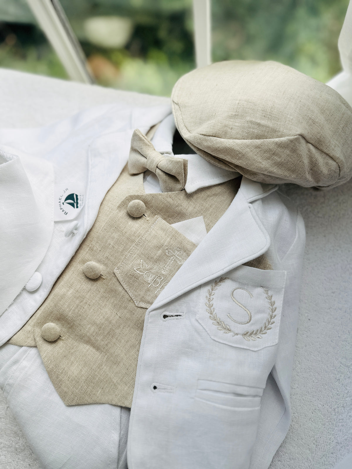 White suit with and Beige vest set