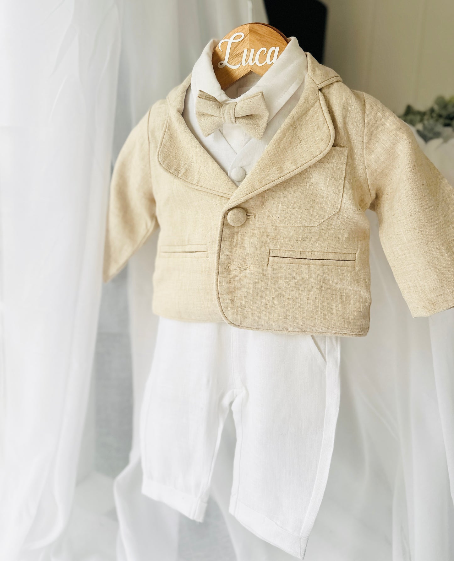 White linen vest suit with beige linen jacket and accessories